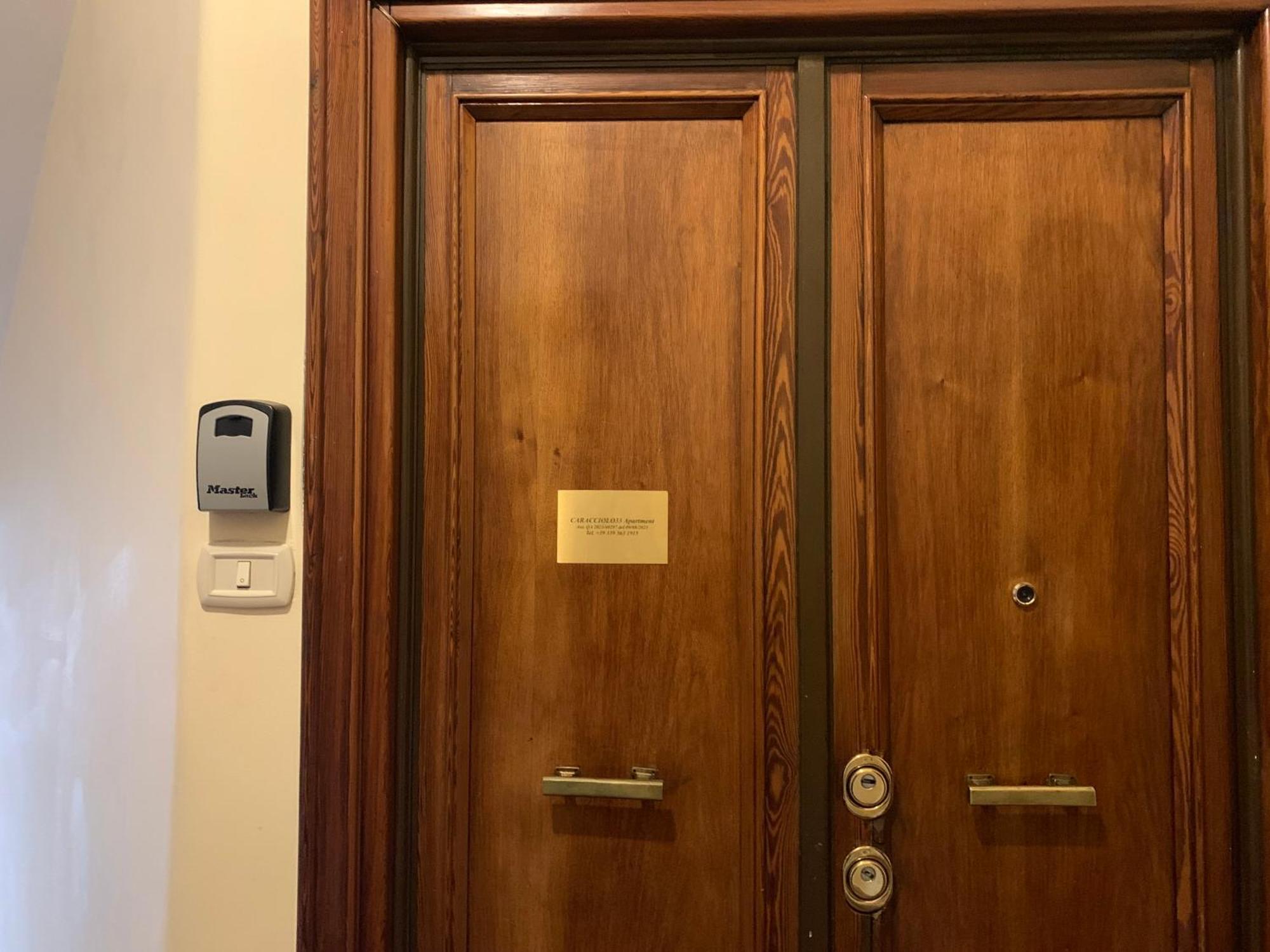 Caracciolo33 Daire Roma Dış mekan fotoğraf